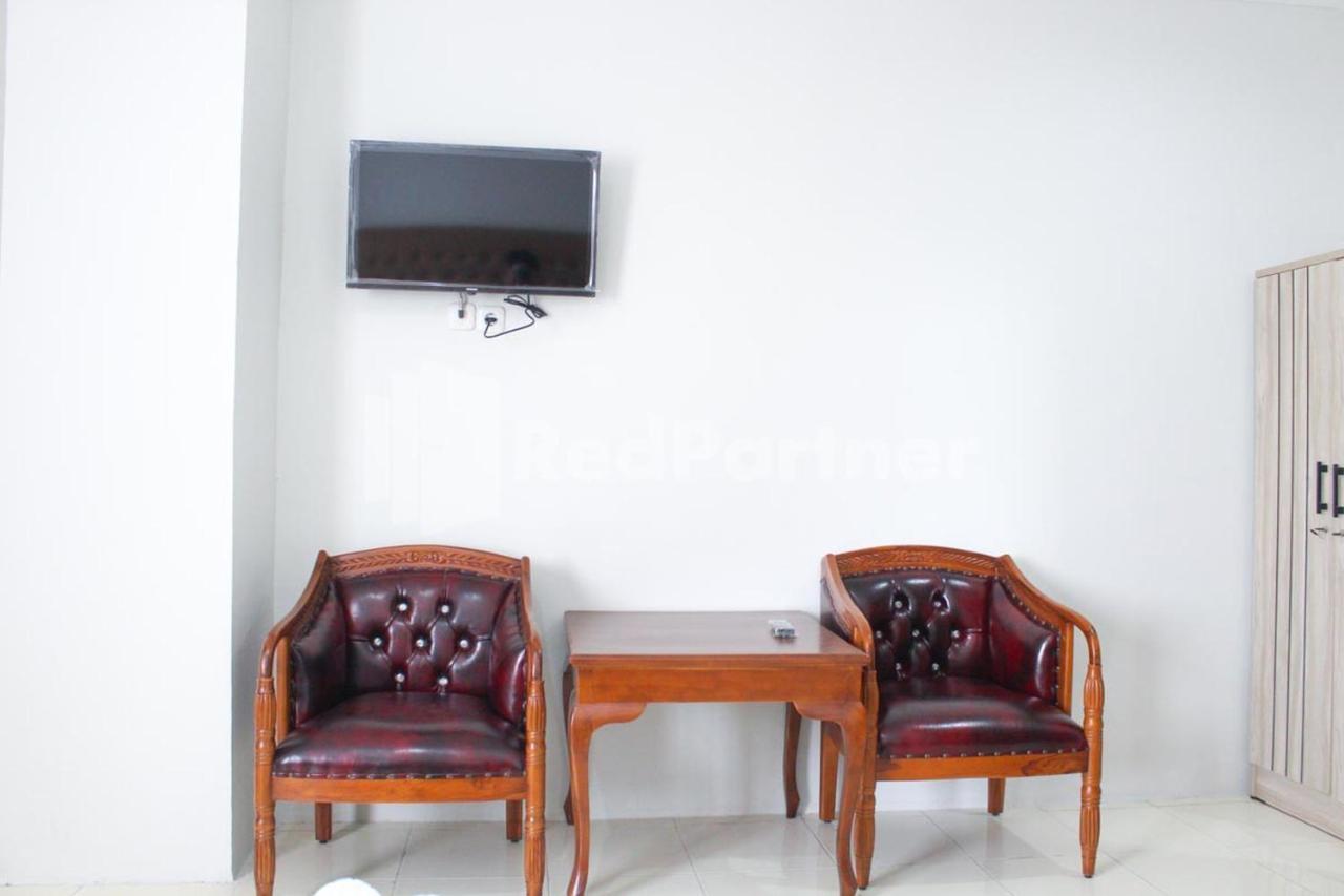 Brahma Hotel RedPartner Jakarta Exterior foto